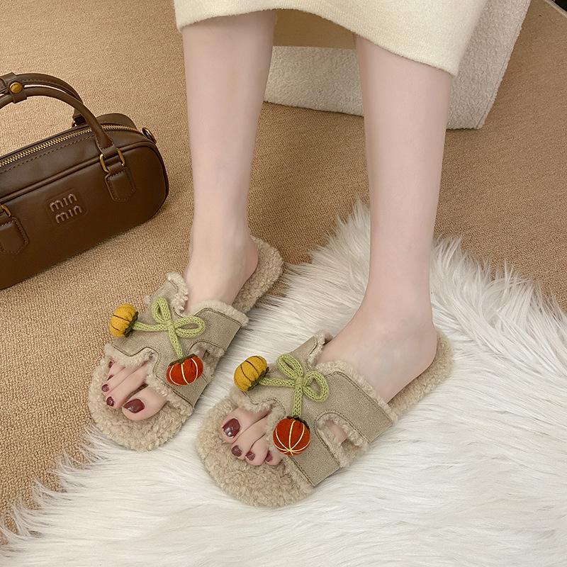 Fashion versatile cute cartoon girl one-word fluffy slippers women's 2025 autumn and winter new home thermal cotton slippers