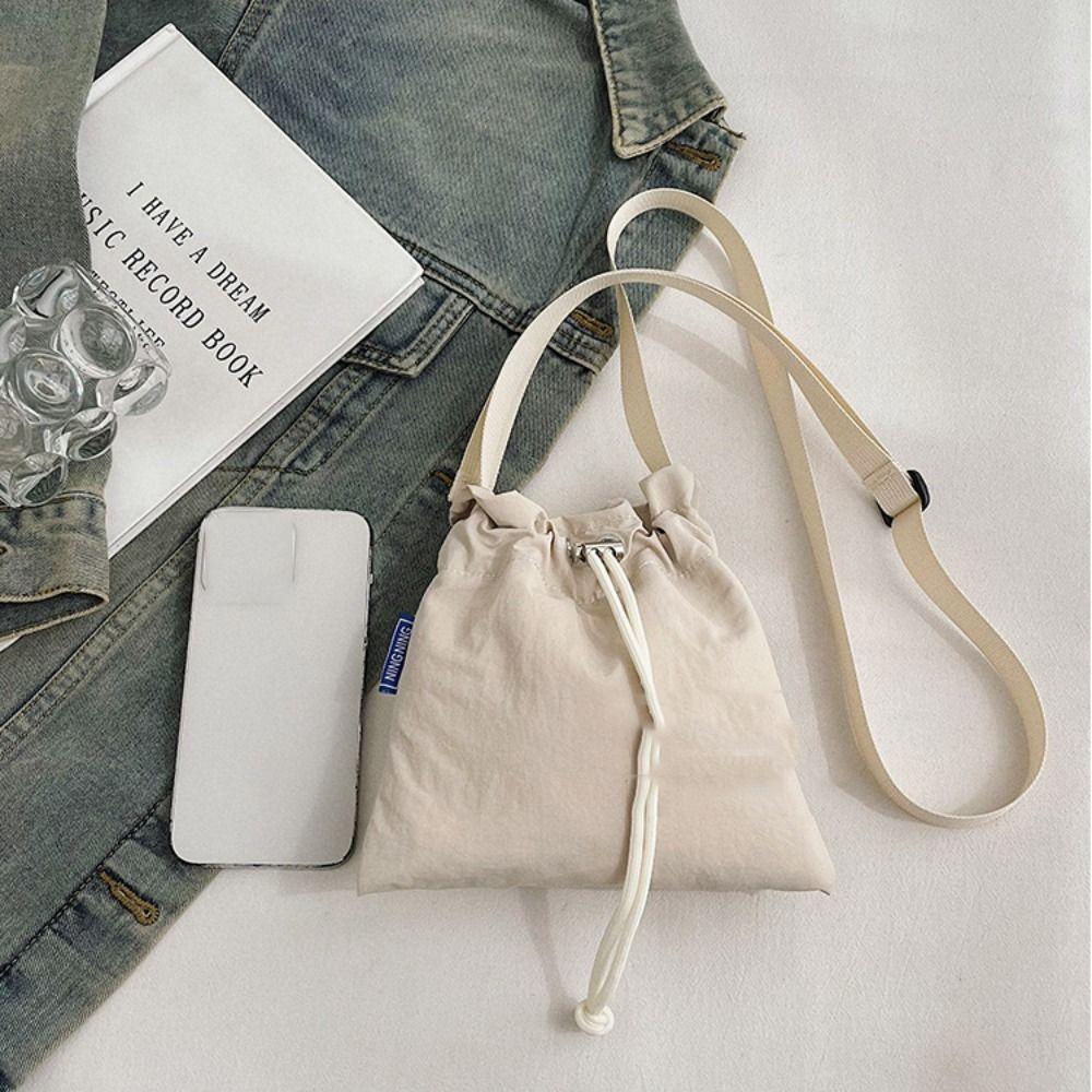 Quick-dry Nylon Shoulder Bag Crossbody Bag Mobile Phone Bag Sweet Drawstring Bucket Bag Outdoor