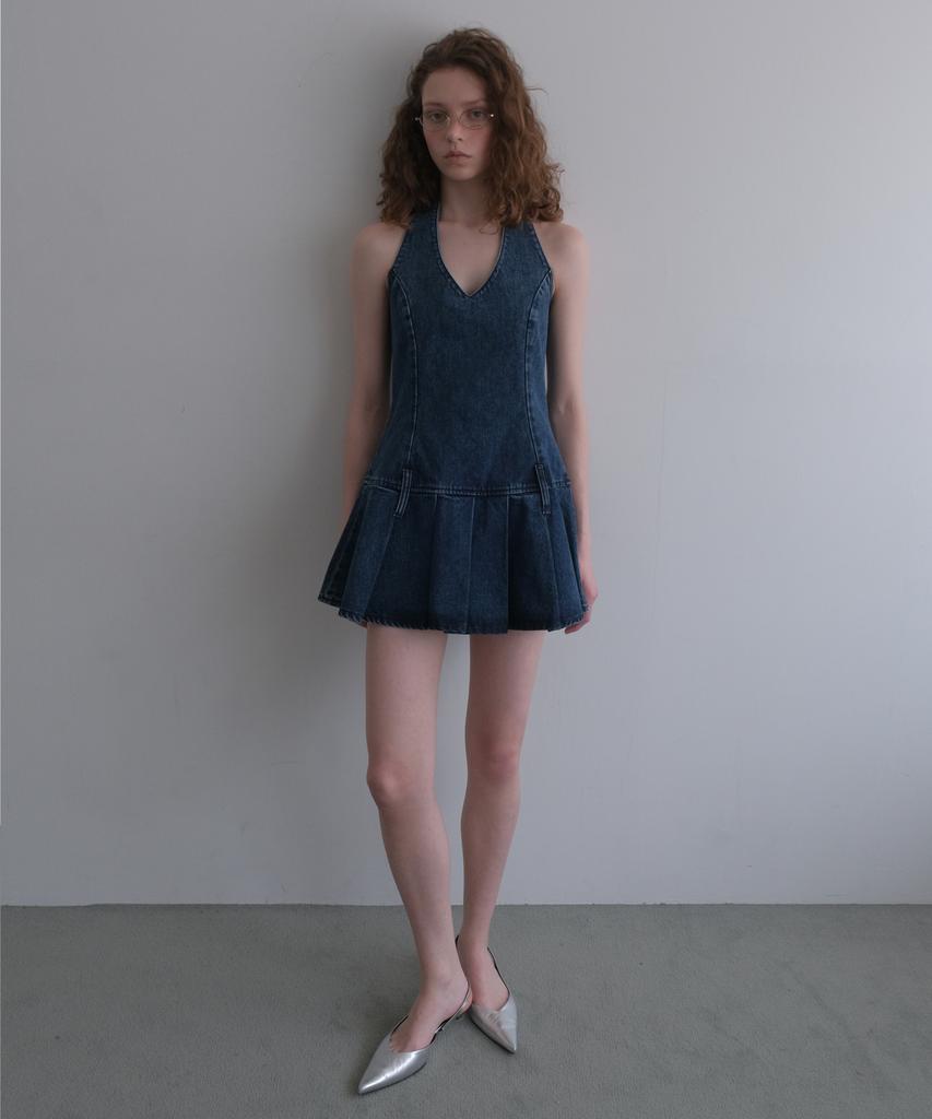 Obeodyupeulleeo Halter Neck Pleated Denim Dress_Indigo