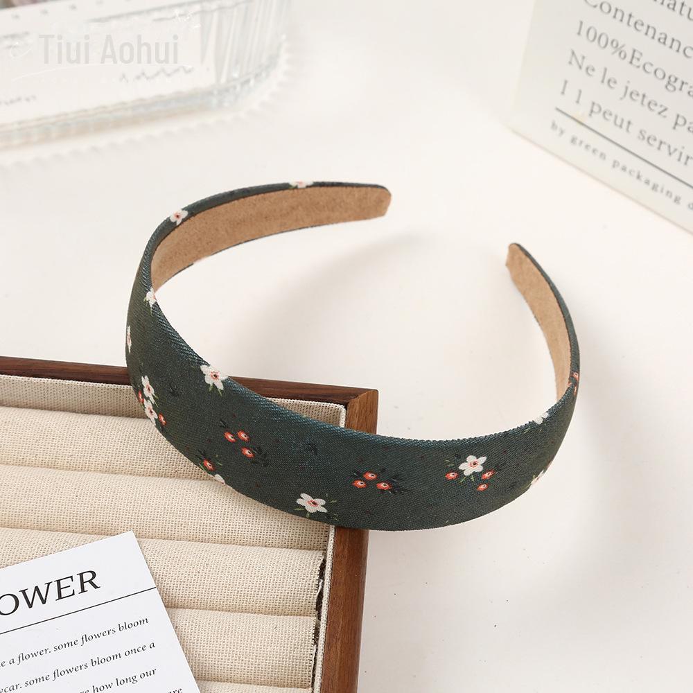 Korean Style Wide Brim Headband: Summer Solid Color Hair Accessory for Women