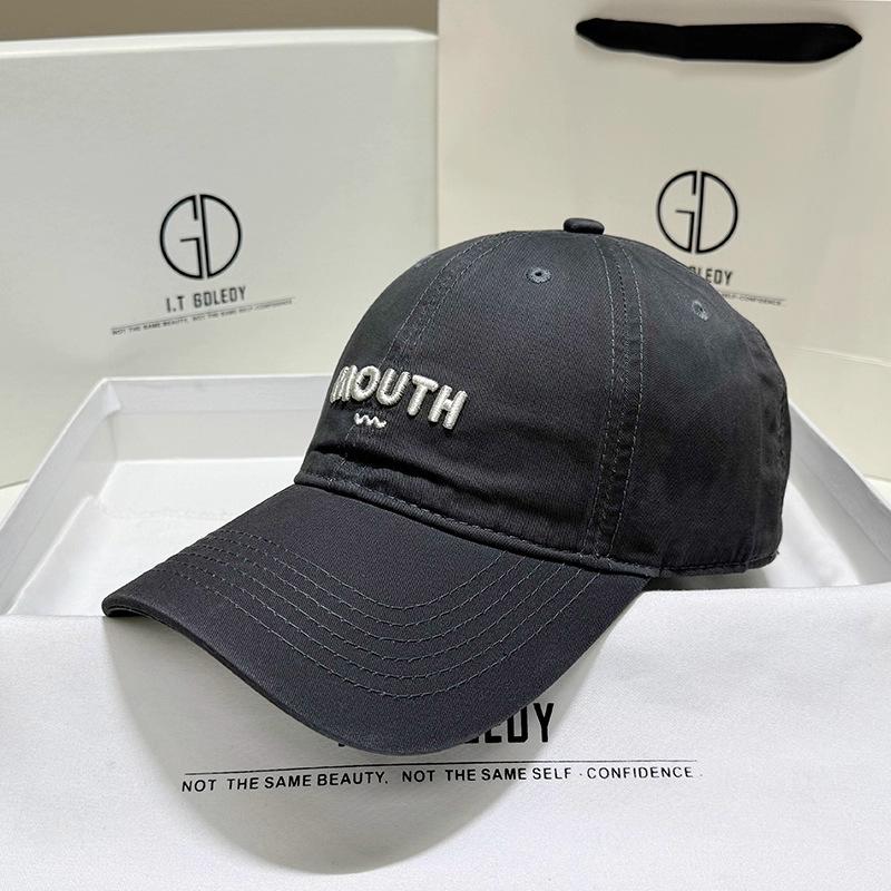 Spring and summer new washed cotton cap autumn male and female students big head circumference showing small face retro soft top baseball cap
