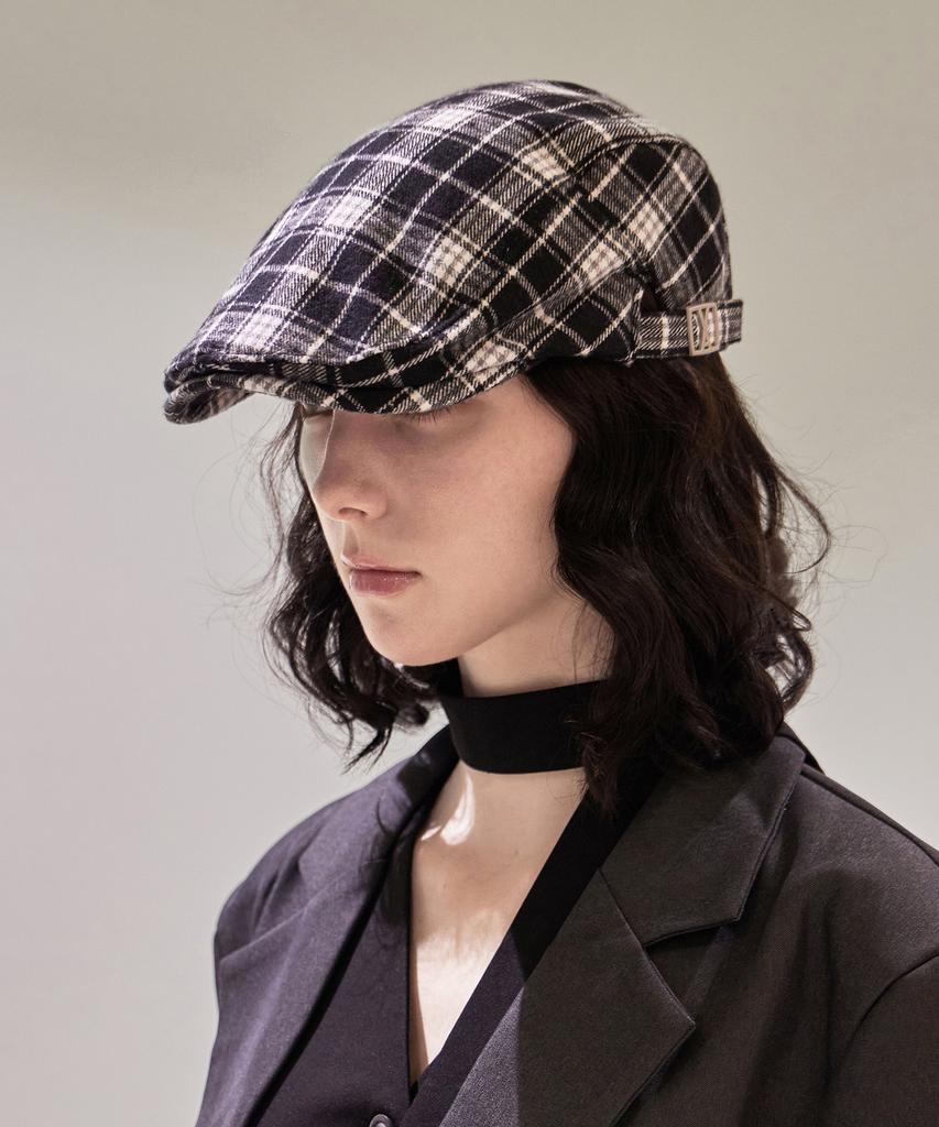 Bajal Va Square Belt Check Hunting Cap Black Check