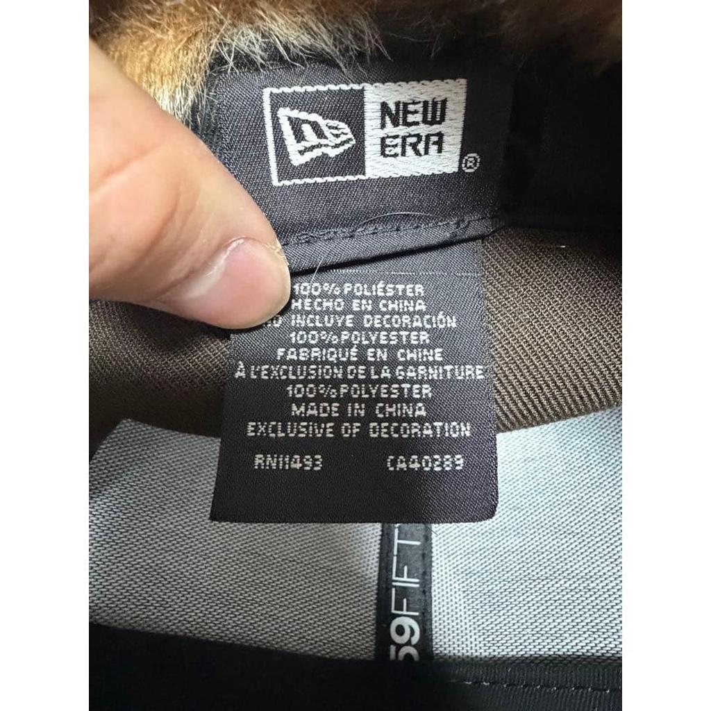 Used NEWERApalace flight cap