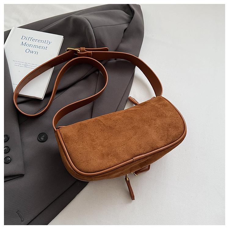 2025 Herbst/Winter Damen Retro Wildleder Umhängetasche - Vielseitige, modische Schultertasche für Freizeit und Pendlergebrauch