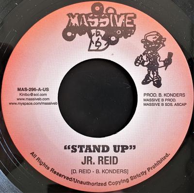 7inch Record JUNIOR REID / ILL INSPECTA - Stand Up / Come Fight Me MAS296 Massive B 2007 Jamaica Reggae, Ska & Dub Used