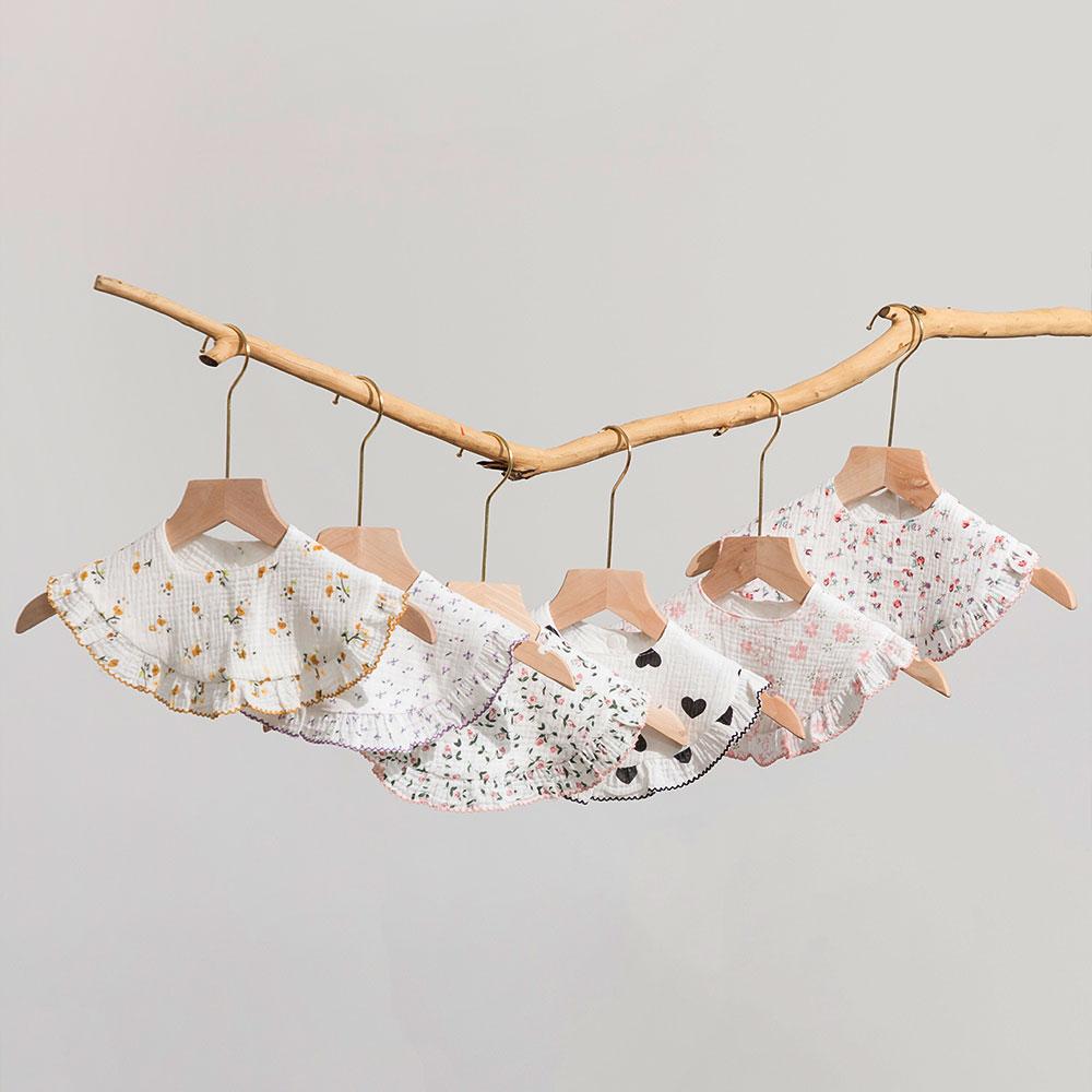 Ins Style Einfache Baumwoll-Baby-Lätzchen Neugeborenen-Druck Weiches Spucktuch Säugling Junge Mädchen Füttern Spucktuch Baby-Zubehör