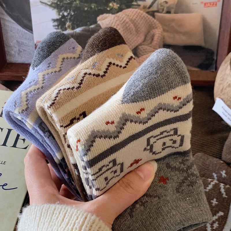 Women's Fair Isle Pixel Cat Mid-Calf Loop Pile Socks - Warm, Thickened Autumn/Winter Sleep Socks.