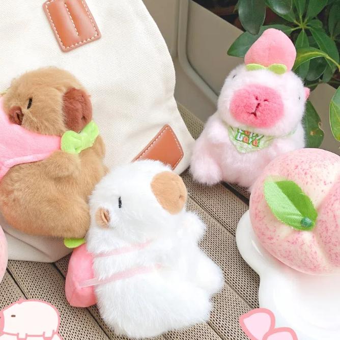 

Плюшевая подвеска с фруктами капибара, плюшевая кукла капибара с бантом, плюшевый брелок капибара, рождественский подарок style 3