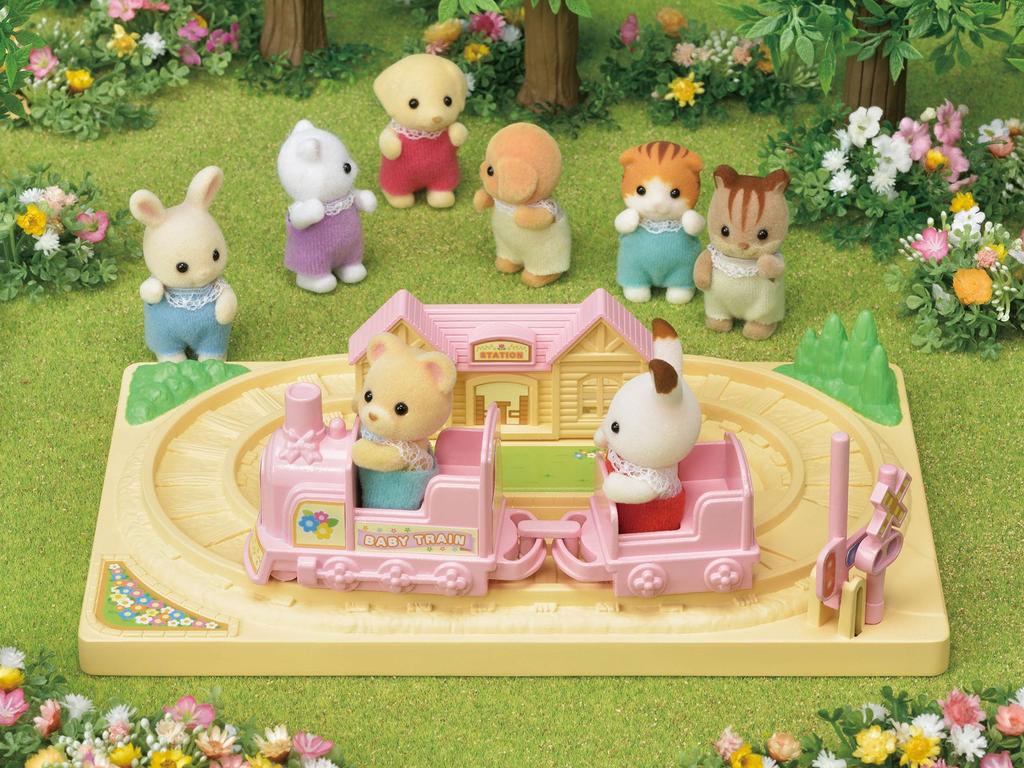 Sylvanian Families Kindergarten Play Set Train ST Mark Certified Ages Toy Dollhouse Sylvanian Families Epoch [Cute Set] S-65 3+ Co., Ltd.