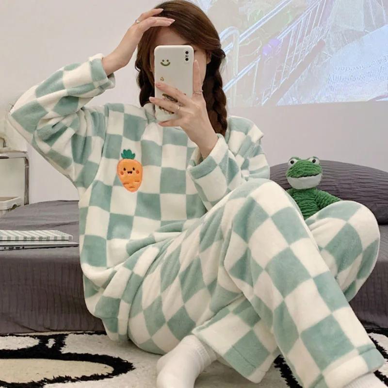 Pigiama da Donna Caldo Ispessito in Flanella Set Maniche Lunghe Autunno Inverno Pigiama Donna Orso Cartone Animato a Quadri Abbigliamento per la Casa