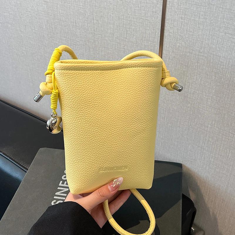 

2025 Simple Crossbody Bag Women Casual All-Match Buckle Bucket Bags Solid Color Soft Daily Commute Phone One Shoulder Packs sacs (20cm Max Length 30cm)