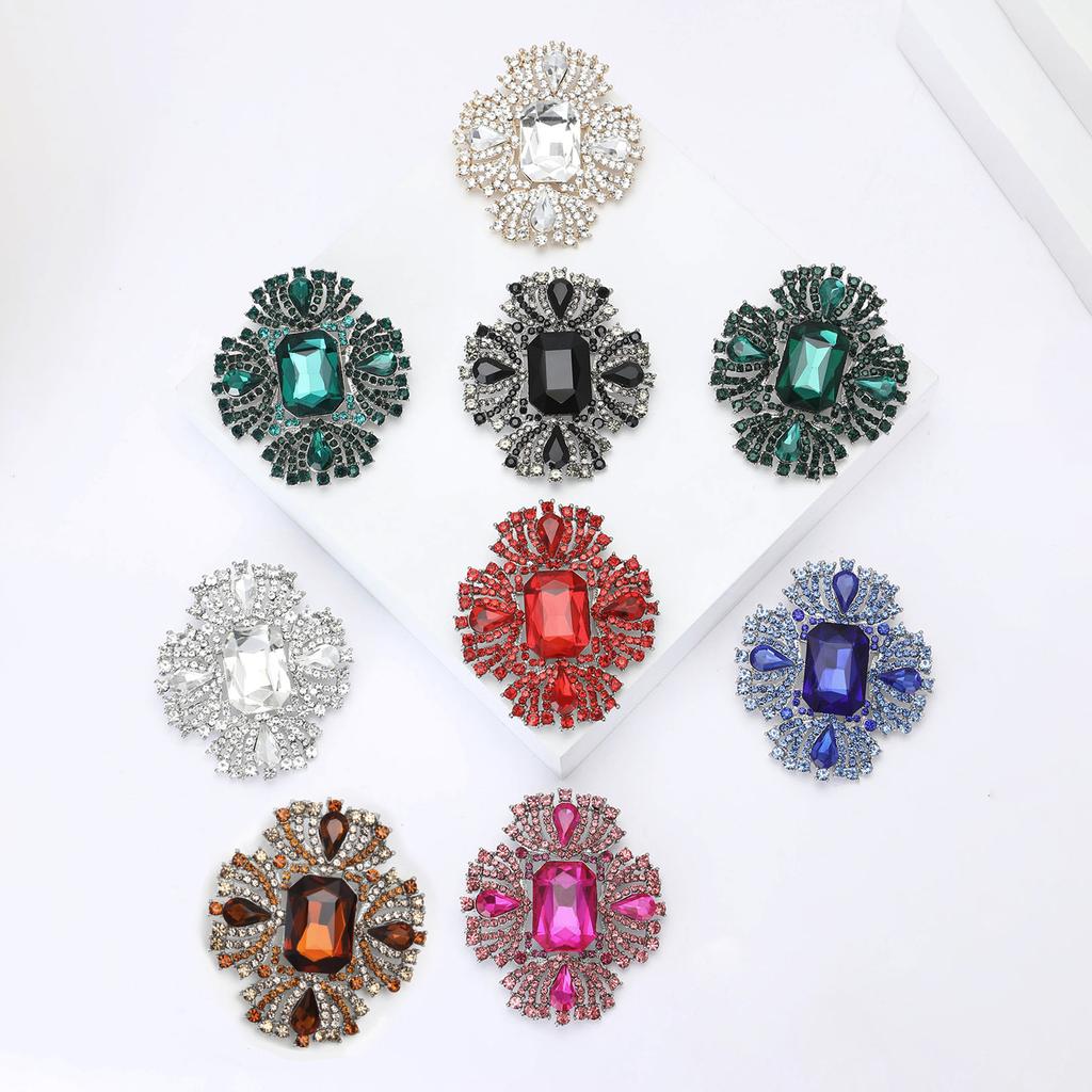 Crystal Brooch for Women Unisex Rhinestone Flower Pins Banquet Party Gifts Jewelry Accessories