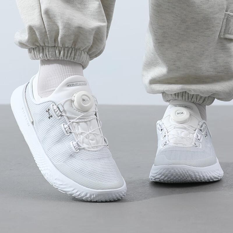 Under Armour Low-Top Casual Shoes Women M