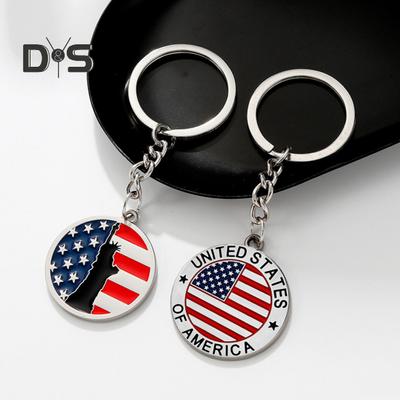1/4 Pezzi Portachiavi Keep America Great Again Forma di Croce Dea Motivo Bandiera Americana Portachiavi in Metallo per Appassionati di Politica