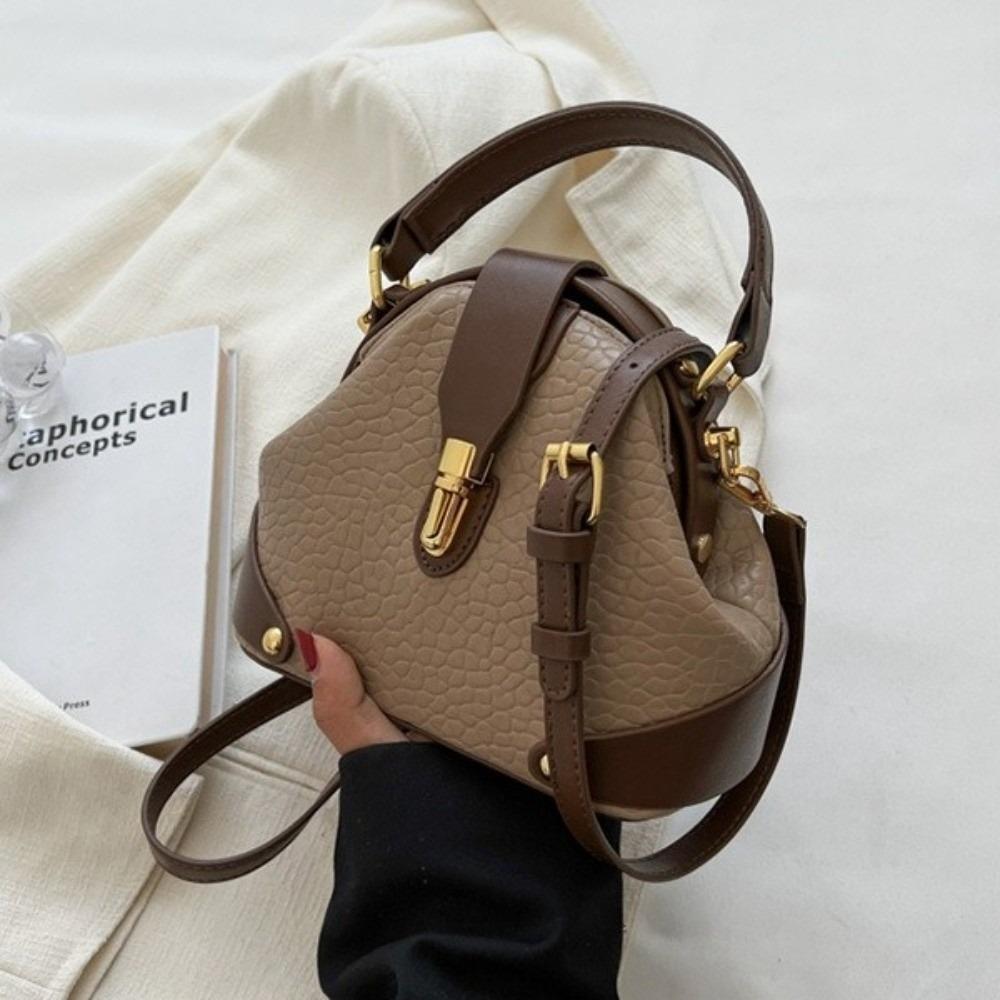Metal Buckle Vintage Shoulder Bag Shell Shape Crossbody Bag Leather Messenger Bag Casual Wear