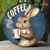 Retro-Hase mit Kaffee Metallposter Wandkunst für Zuhause Café Tierliebhaber Geschenk