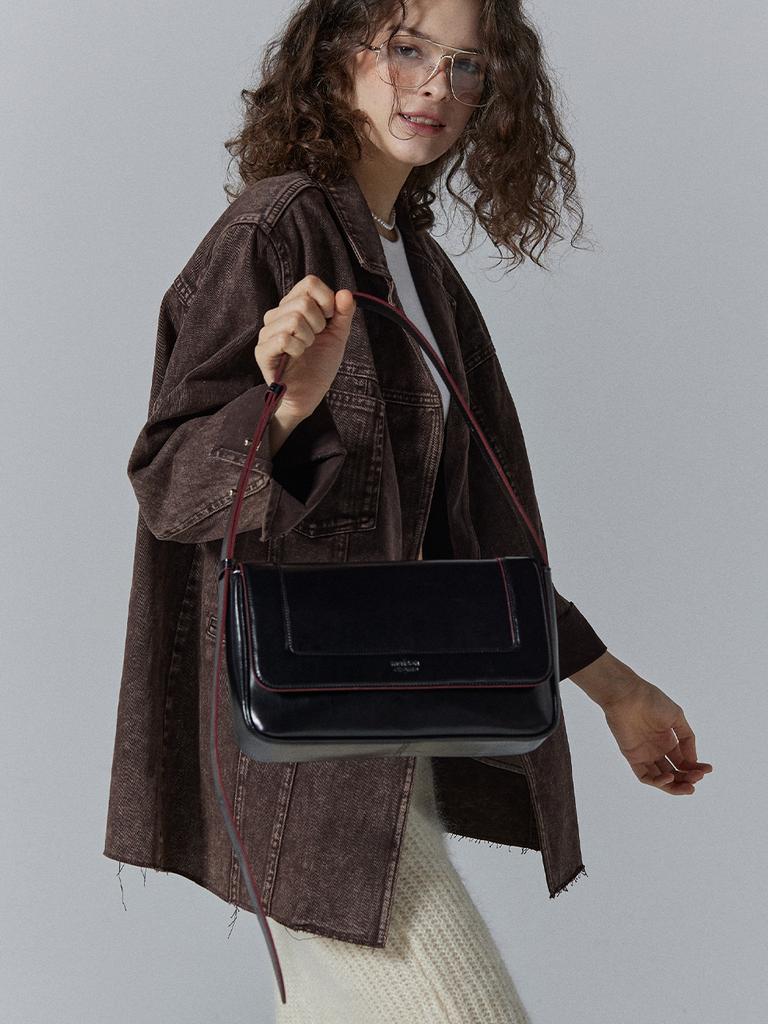 Maison Creme Red Crust Baguette Bag_Black