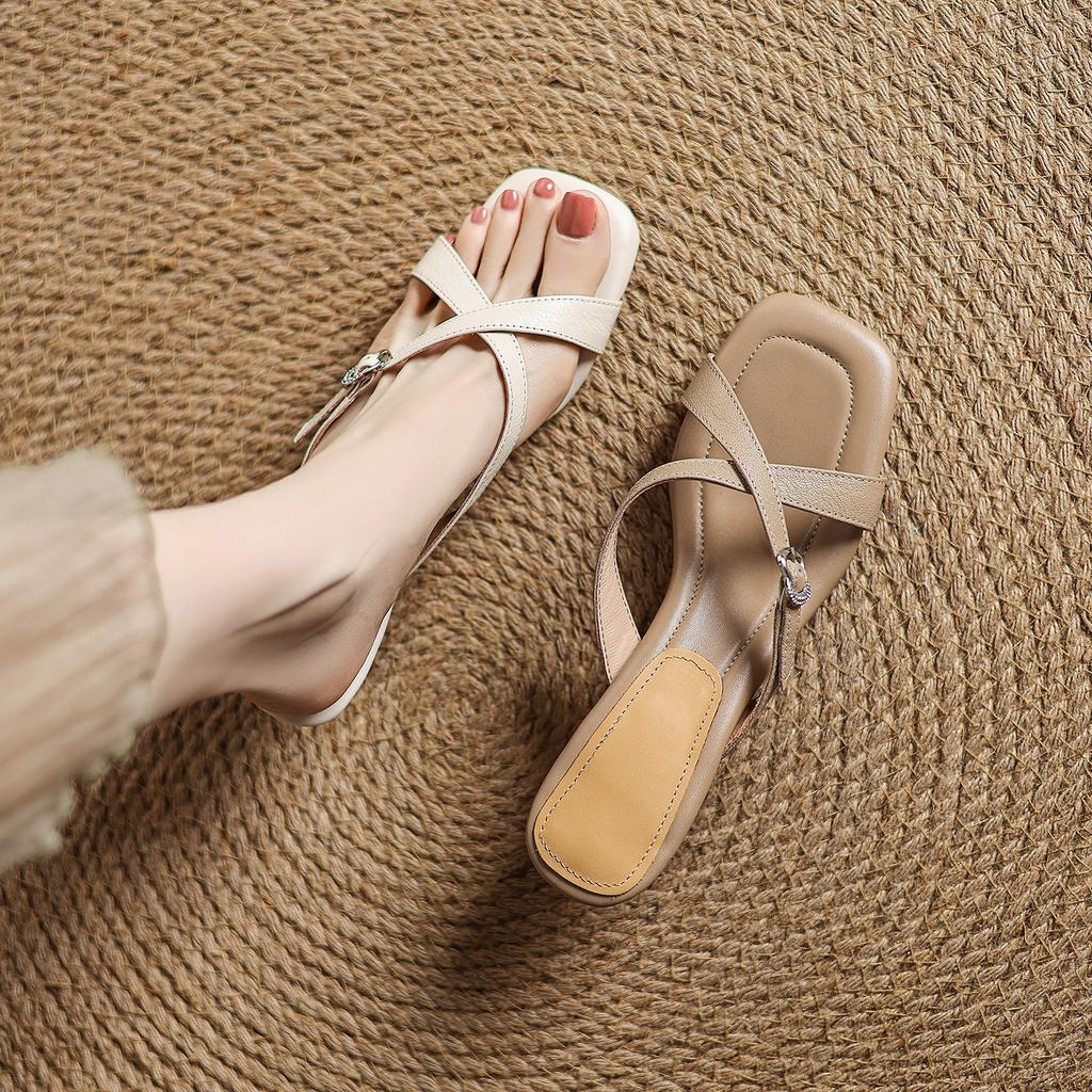 Stepping on shit open-toed stiletto half-drag sandals for women's 2025 summer new models with skirts, cool slippers, and outer wear