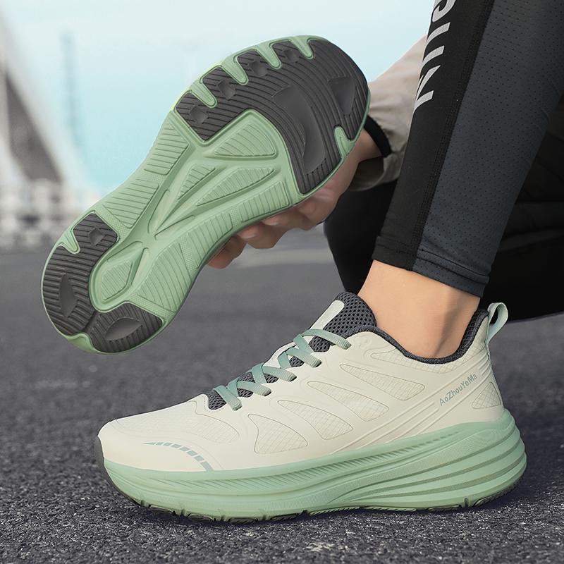New Ultra Light Men Women Running Shoes High-quality Mesh Breathable Thick Sole Sneakers Outdoor Off-road Fitness Training Shoes