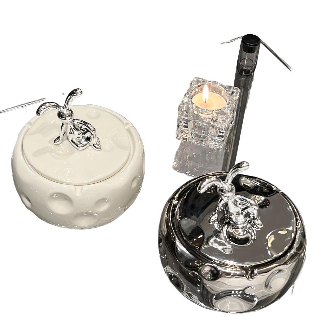 High-End Ceramic Ashtray with Lid: Stylish, Anti-Fly Design for Home & Commercial Use
