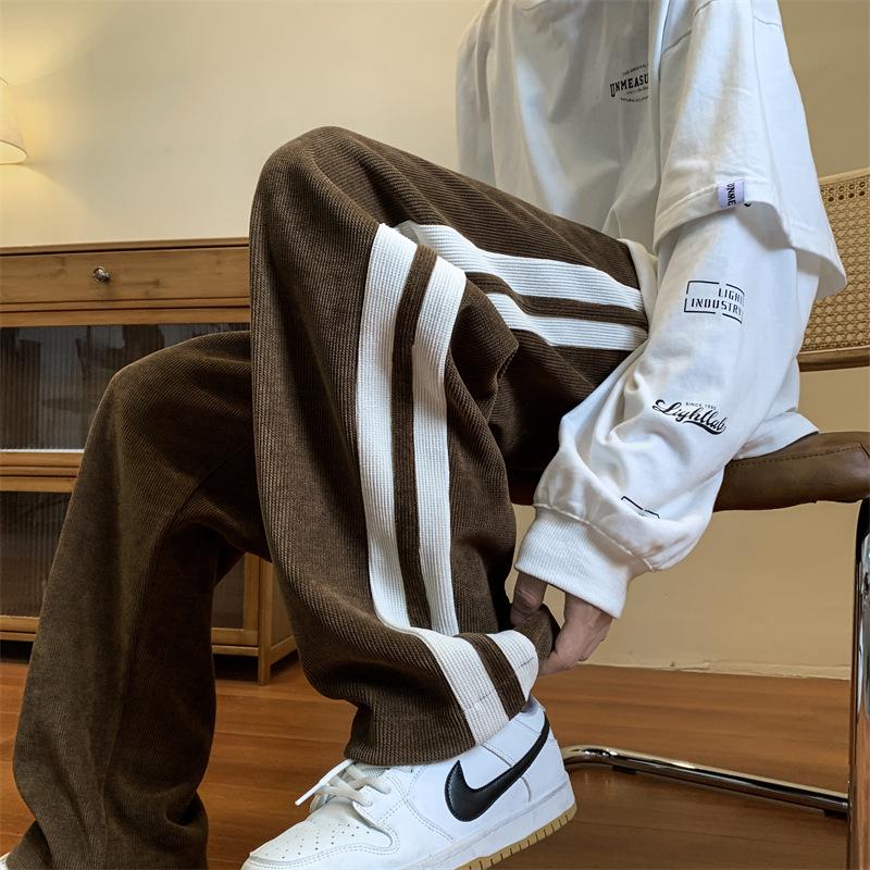 

Чоловічі модні вельветові смугасті штани вільного крою для весни та осені M кавовий