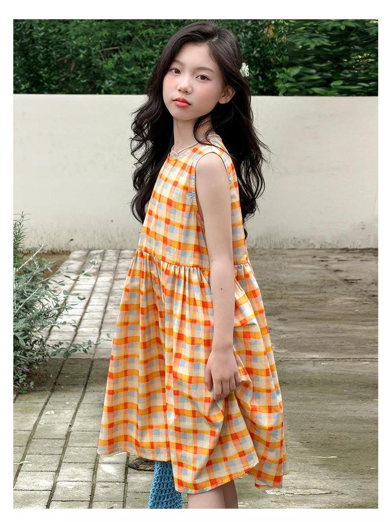 Girls' Summer Plaid Sleeveless Dress: Korean Style Loose Princess Dress for Middle and Older Children