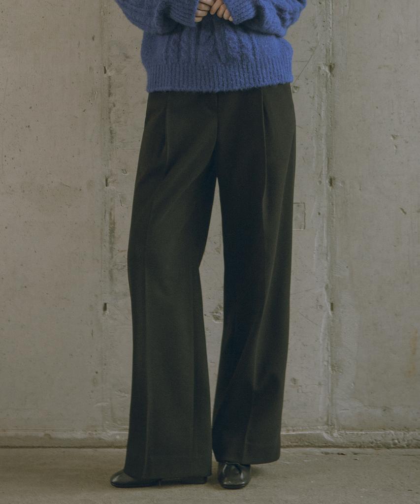 Siyajyu Sipt7106 Essential Single-Pleat Brushed Slacks_Black