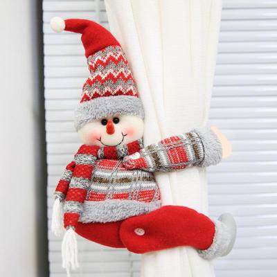 Knitted Santa Claus Curtain Holder Pendant for Christmas Decorations In Hotels
