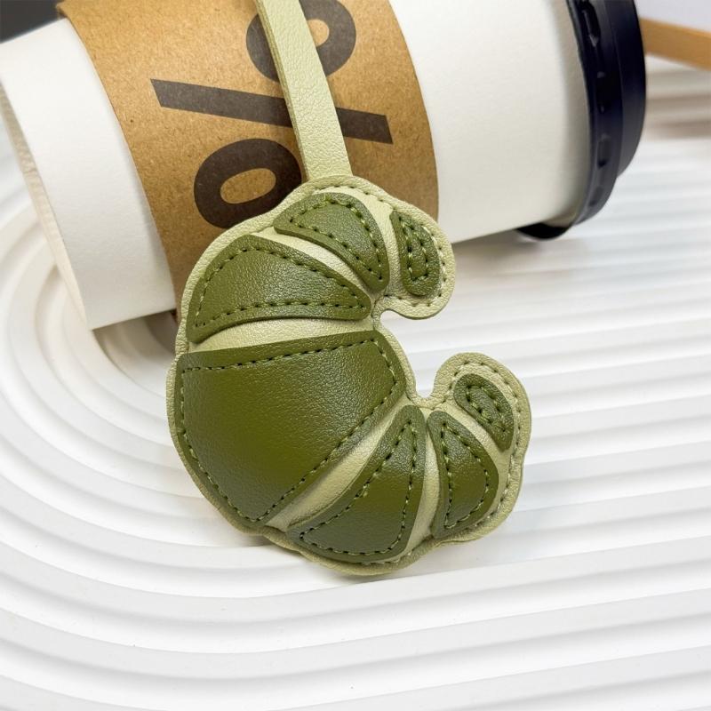 Croissants Bag Charm Pendant Aesthetic Purse Charms Aesthetic keychains Keyring for Women Backpack Purse Handbag Decors