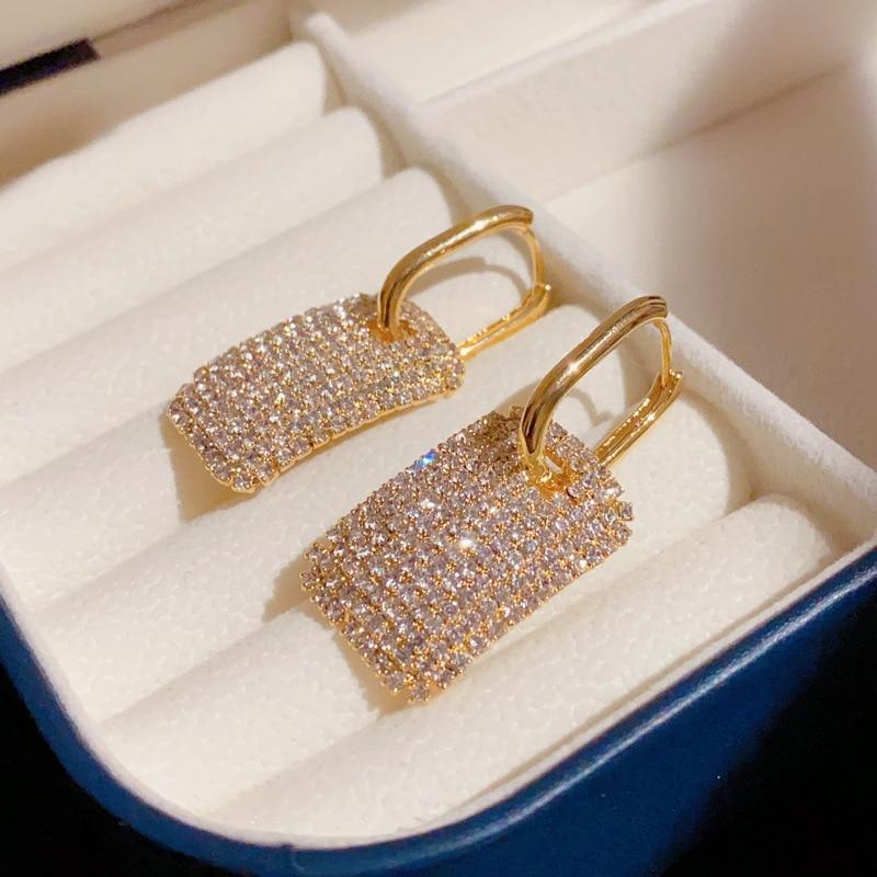 Pinkdudu Fashion 2 Color Square Hoop Earrings Romantic Light Luxury Inlaid Zircon Geometric Earring for Women Jewelry PD1477