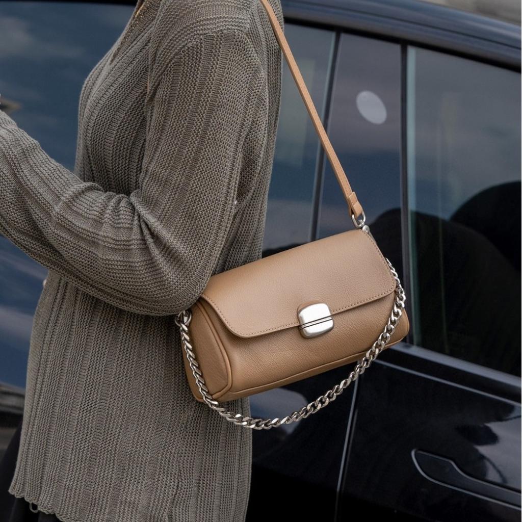 Soft Leather Cylinder Women's Bag Leather Women's Crossbody Bag Commuter Chain Small Bag Single Shoulder Crossbody Niche Mom Bag