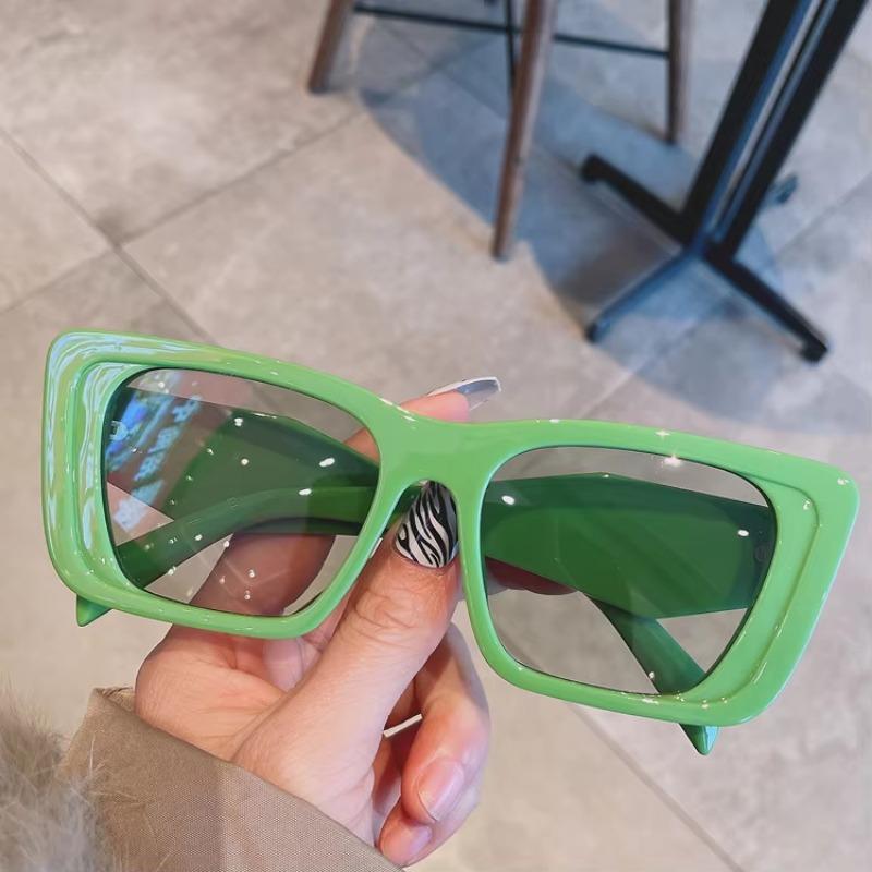 Fashion Women Oversized Square Sunglasses  Design Vintage Decor Green Frame Wide Cat Eye Shade Eyewear Men Sun Glasses Uv400