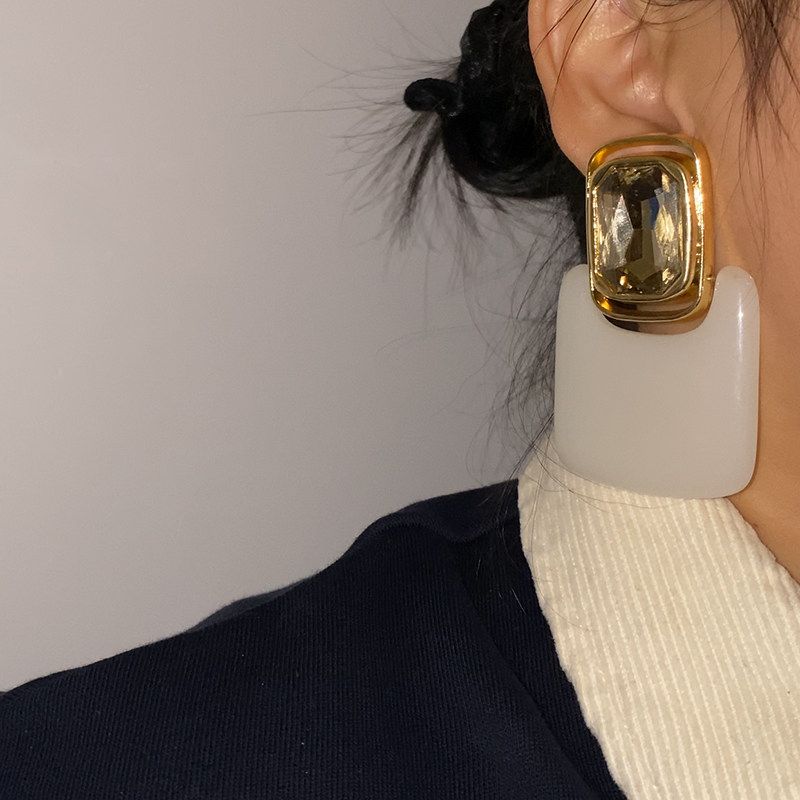 And Unique Earrings, European and American Style, Exaggerated Black and White Square Design, Visual Impact Large Earrings, Ear Accessories, Ear Clips