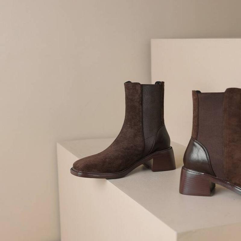 Herbst- und Winter Wildleder Martin Stiefel Gummisohle große Größe mittlerer Absatz Lederstiefel bequem quadratisch und koreanische Version der neuen quadratisch und ich