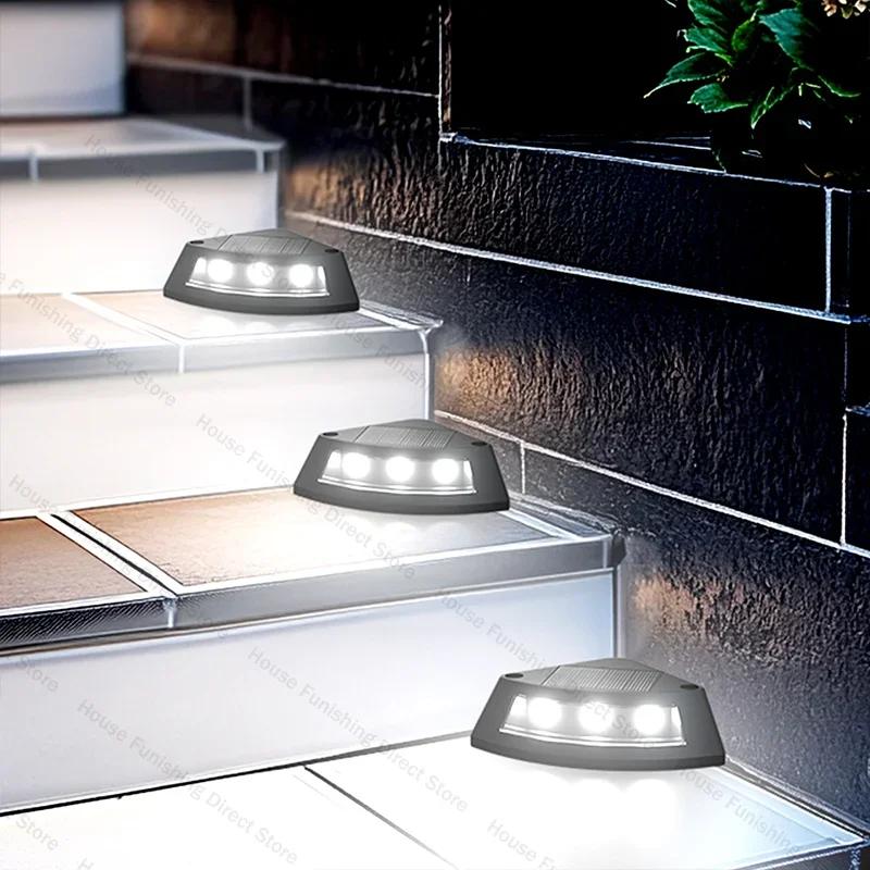 Solar Powered Step Lights Outdoor Garden Staircase Patio Walkway LED Decorative Lights Waterproof for Home Steps Outdoor Light