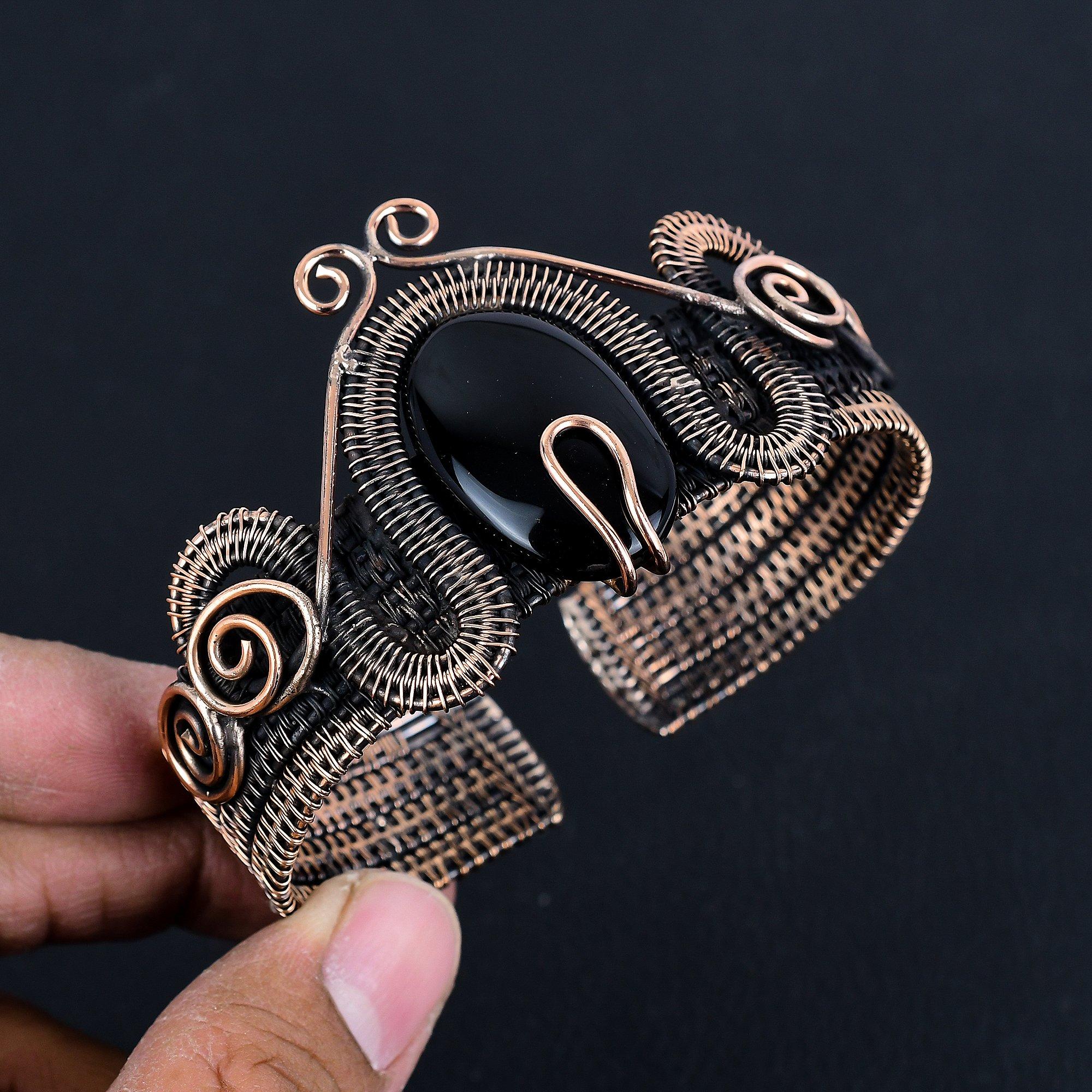 

Браслет из черного оникса, браслет-манжета, обернутый медной проволокой 999 пробы, регулируемый браслет, ювелирное изделие с драгоценным камнем, подарок для мамы, ручная работа, новый ювелирный браслет