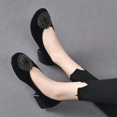 Shallow Mouth New Round Head Fashion Sheepskin Rhinestone Sunflower Girl