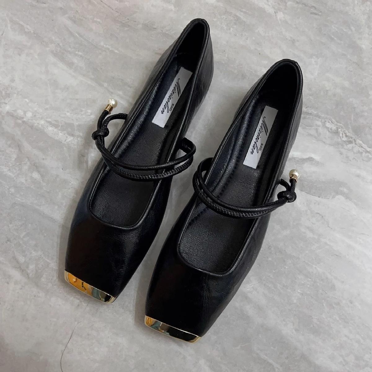 

Летние новые туфли Мэри Джейн с темпераментом, женская юбка, туфли на одной подкладке, металлический квадратный носок, высококлассные женские туфли 39 чёрный