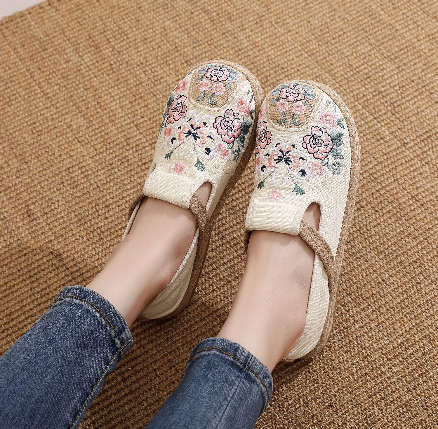 

Женские повседневные вышитые туфли на плоской подошве в стиле ретро, дышащие летние женские холщовые удобные туфли 34EU/CN35 белый