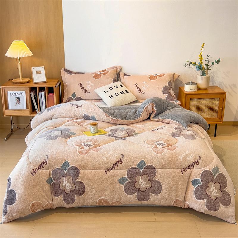 Home Textiles Quilt Comforter Soft Warm Floral Velvet Bedding Winters Use Machine Washable Suitable for Bedroom and Guest Room