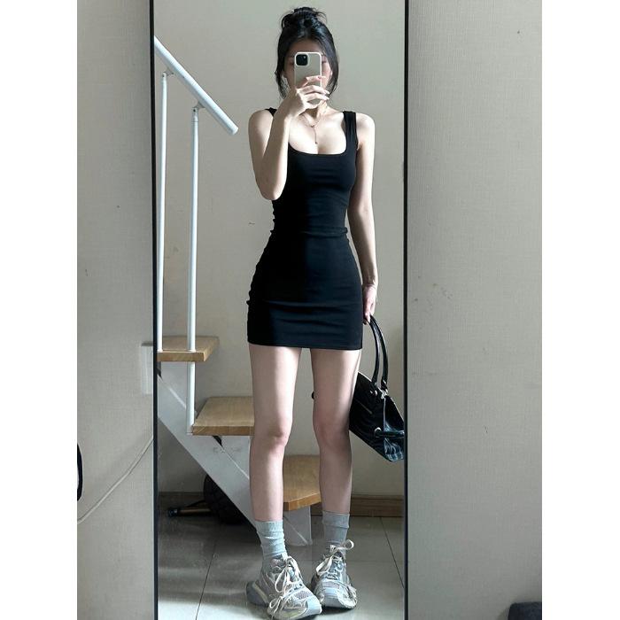 

Spice girl style sexy off-the-shoulder suspender dress women s spring and summer new beautiful little mother hip skirt XL