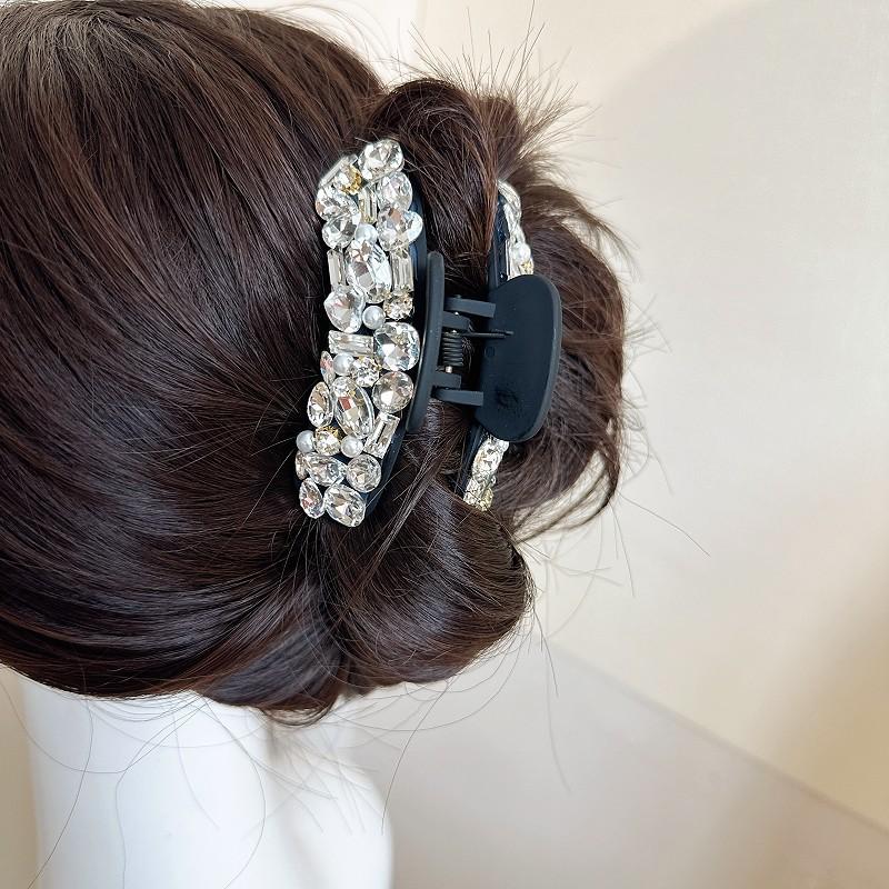 Elegant and Stylish Matte Hair Clip with Shimmering Rhinestones: Refined and Fashionable Hairpin for Women, High Quality