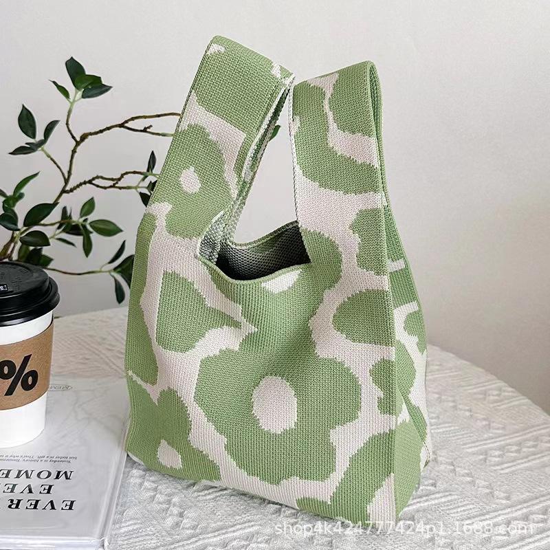 Holiday gift bag knitted bag Muse festival cute flowers to send staff handbag Korean version style gift knitted bag