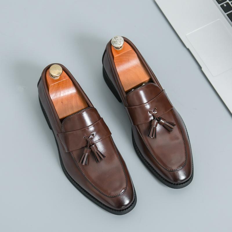 Fashion Men Anti Slip on Flats Ultra-light Pu Casual Leather Shoes Comfortable Man Loafers Lightweight Driving Shoes Moccasins