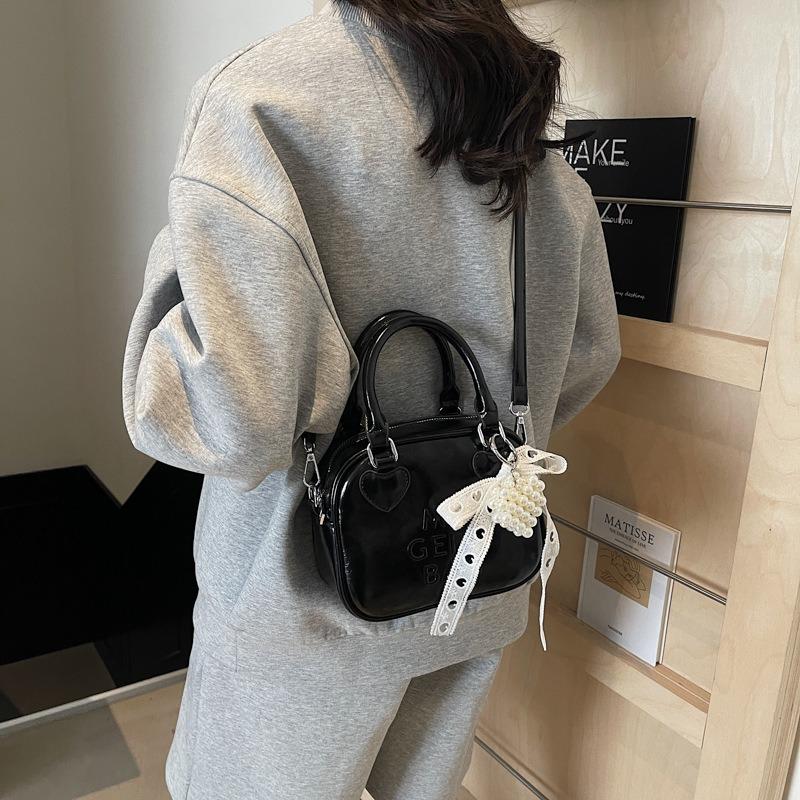 Popular small bag women's summer new high-end messenger bag versatile portable pillow bag