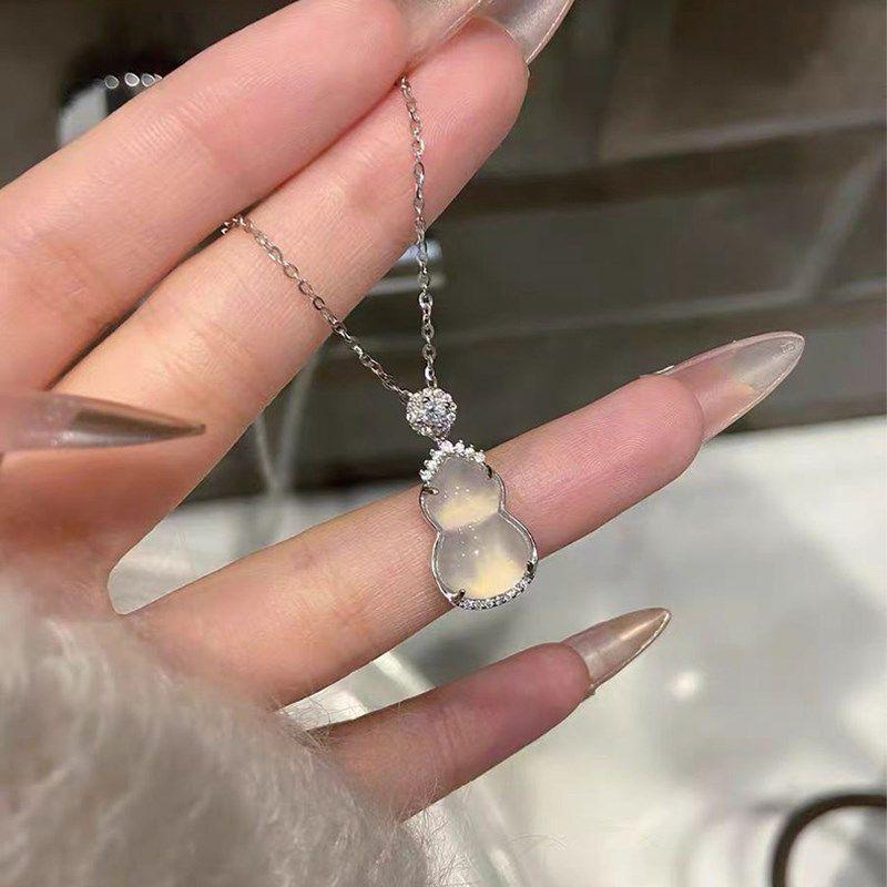 Elegant White Chalcedony Gourd Pendant Necklace - Luxury, Fashionable, Versatile Clavicle Chain Design.