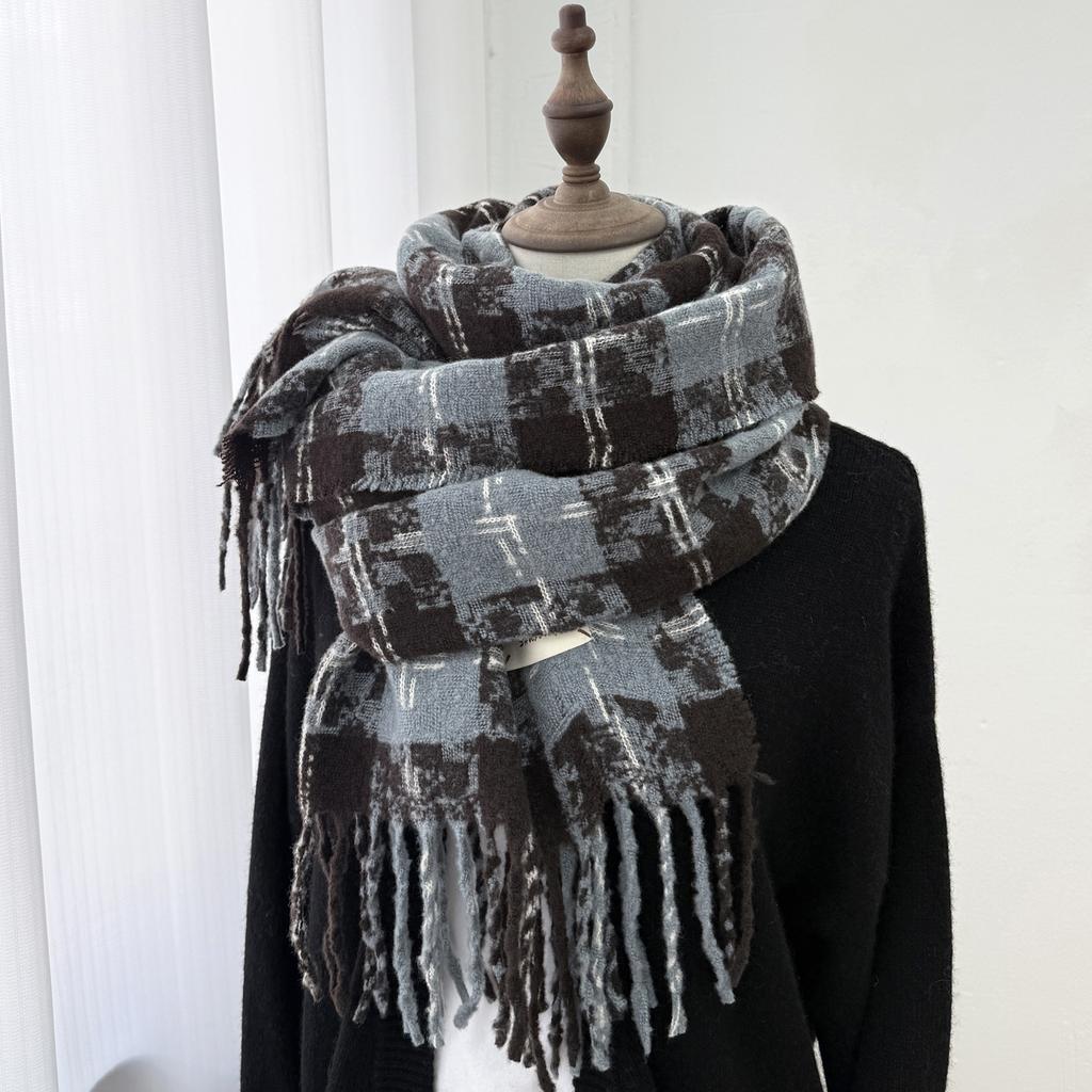 New Korean High-end Atmosphere Plaid Scarf Women's Autumn and Winter Versatile Warm Student Fringed Thickened Scarf