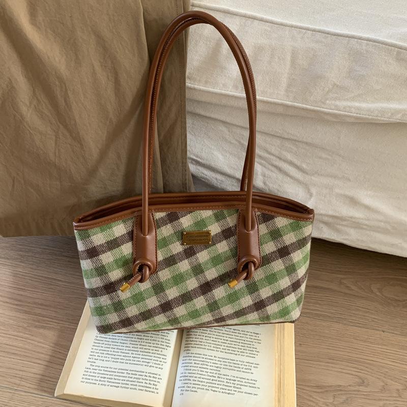 College-style Patterned Bag, Casual Single-shoulder Bag, Women's High-end Commuting Large-capacity Tote Bag