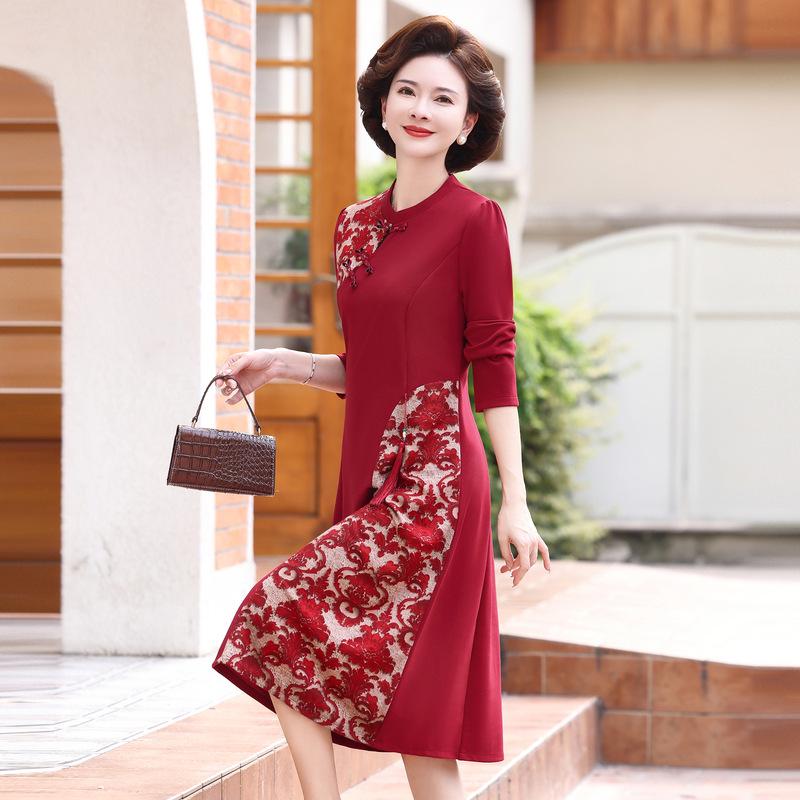 2024 Elegant Chinese-Style Mother of the Bride Dress for Ages 40-60