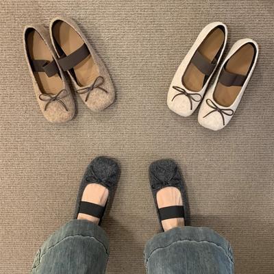 Flat-bottomed French Square Head Single Shoes Women's Shoes 2024 New Spring and Autumn Bow Word with Retro Suede Commuter Shoes